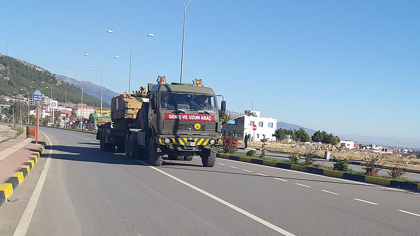 Sınıra askeri sevkiyat