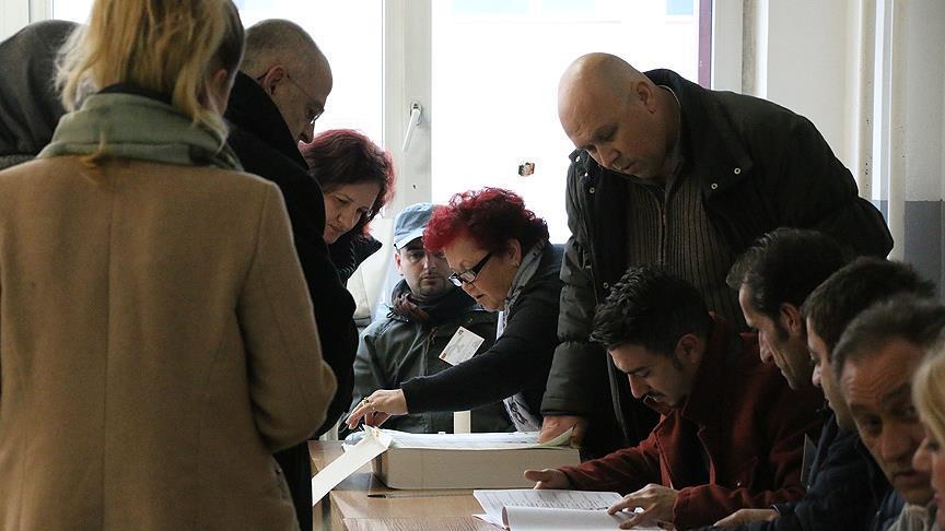 Macedonians vote in snap parliamentary elections