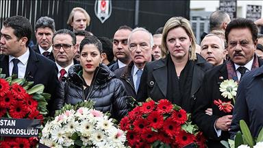 Foreign envoys visit blast site in Istanbul