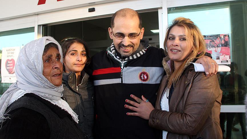 Öldü sandığı oğluna 25 yıl sonra kavuştu