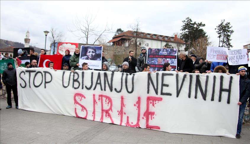 Dvije hiljade građana Novog Pazara tražilo prekid ubijanja u Siriji