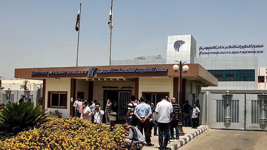 Egypt denies entry to bin Laden’s son