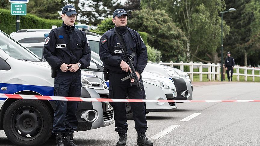 Paris'teki 3 PKK'lı cinayetinin sanığı Güney öldü
