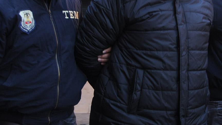 İzmir'de FETÖ soruşturması: 14 gözaltı