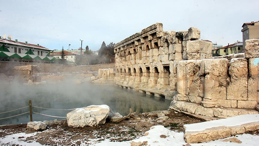 Tarihi Roma hamamı 2 bin yıldır şifa dağıtıyor