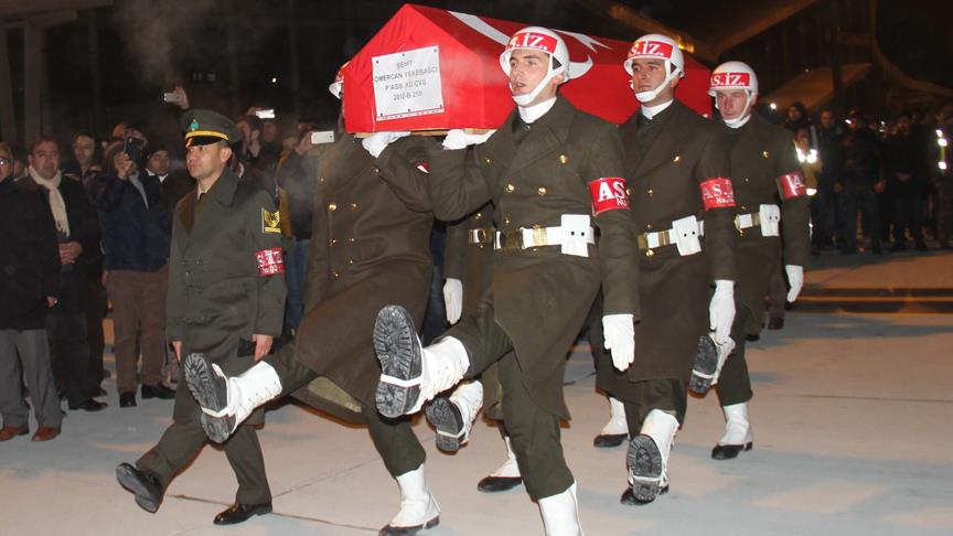 Şehit askerlerin naaşları memleketlerine getirildi
