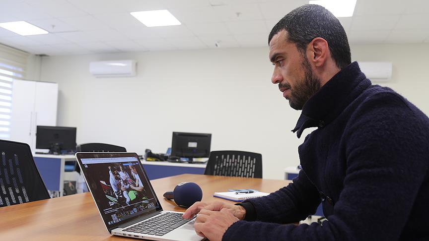 Kenan Sofuoğlu AA'nın 'Yılın Fotoğrafları' oylamasına katıldı