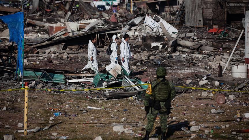 Death toll at 35 in Mexico fireworks explosion