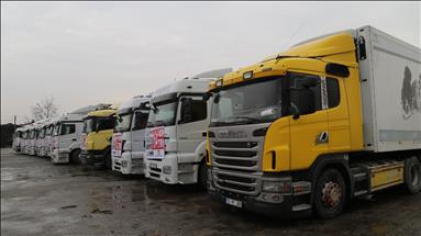 ده‌ها کامیون حامل کمک‌های مردم ترکیه برای اهالی حلب