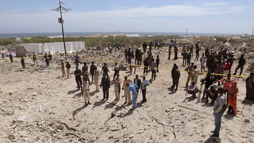 Twin bomb blasts in Somali capital kill 3