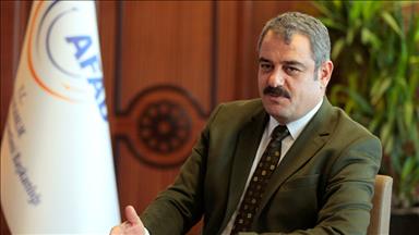 AFAD amfibik araçlarla engelleri aşıyor