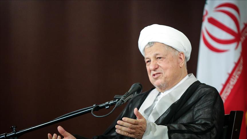 در پی درگذشت هاشمی رفسنجانی در ایران سه روز عزای عمومی اعلام شد