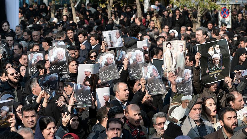 Rafsancani'nin cenaze töreninden muhalif liderlere destek