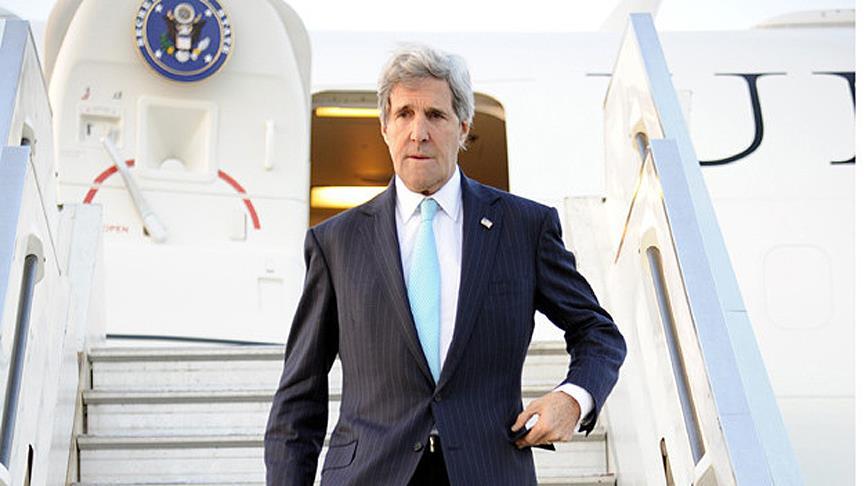 Kerry arrives in Vietnam for final state trip