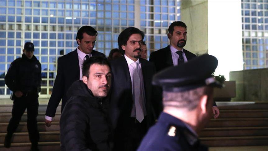 "العليا اليونانية" تؤجل البت في طعون تسليم انقلابيين أتراك