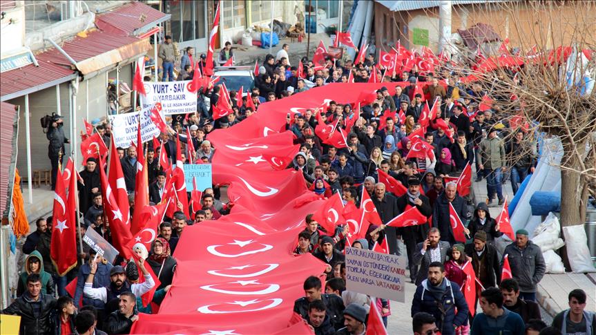На юго-востоке Турции протестуют против PKK