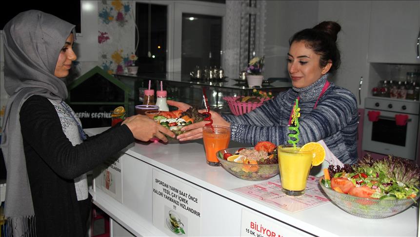 Turska: U dijetalnom restoranu obroke priprema nutricionista