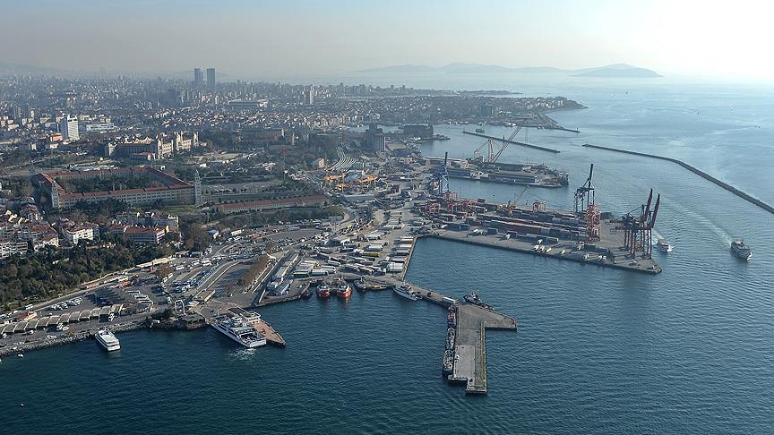 İzmir ve Haydarpaşa limanlarında TL'ye geçildi