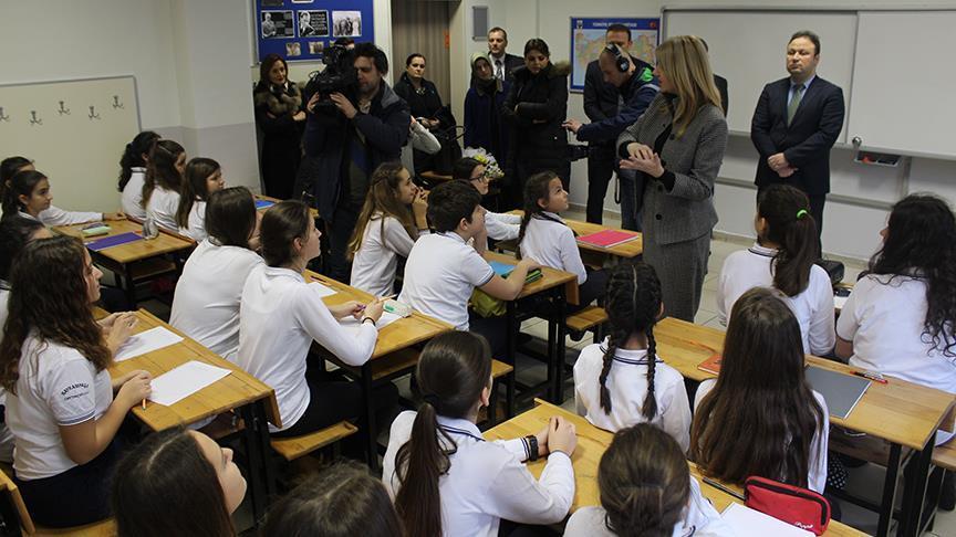 Turkish students start learning Bosnian 