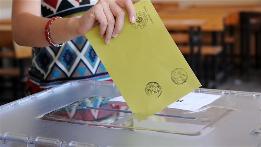 Turkish parties gear up for constitutional referendum
