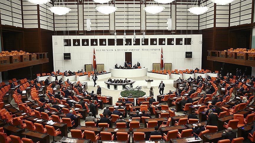 Парламент Турции принял пакет изменений в конституцию страны