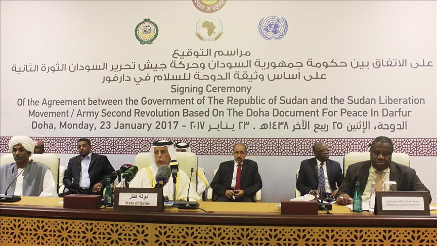 Rebel group signs Qatar-backed Darfur peace plan
