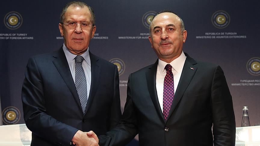 Russian, Turkish FMs discuss Syria peace talks 