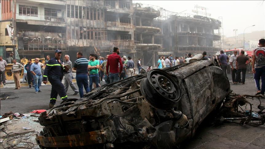 Car bombing kills 2 in Iraqi capital