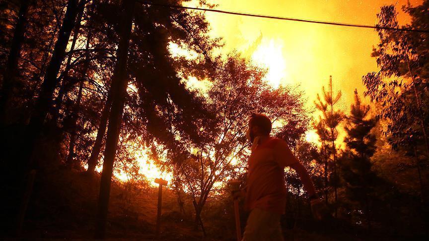 6 dead in Chile´s worst wildfires in history