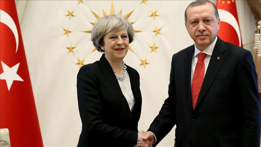 Britanska premijerka May doputovala u Tursku