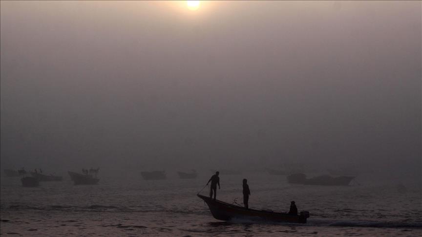 Tunisia deports 14 detained Egyptian fishermen