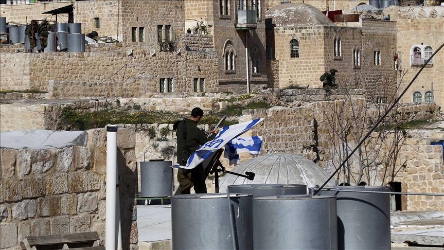 Israeli Settlers Battle Eviction From West Bank Outpost