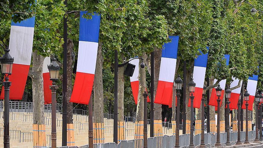 القضاء الفرنسي يواصل تحقيقاته بقضية مرشح الرئاسة المحتمل "فيون"     