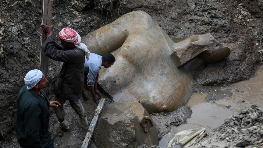 Archaeologists in Egypt unearth pharaonic structures