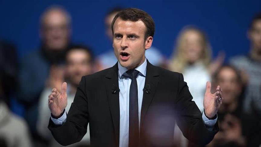 France: Le Parti socialiste menace d'exclure ses membres tentés de voter Macron