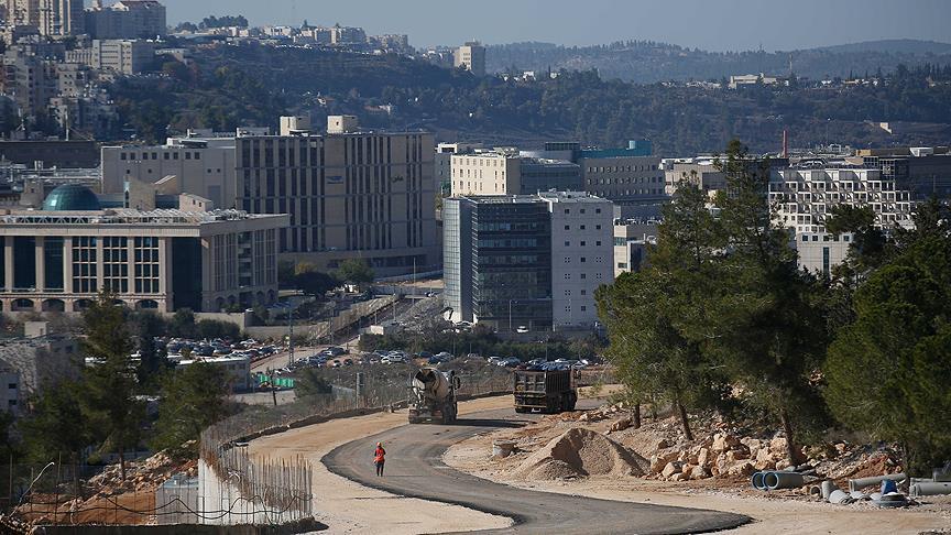 Israel approves new settlement units in West Bank 