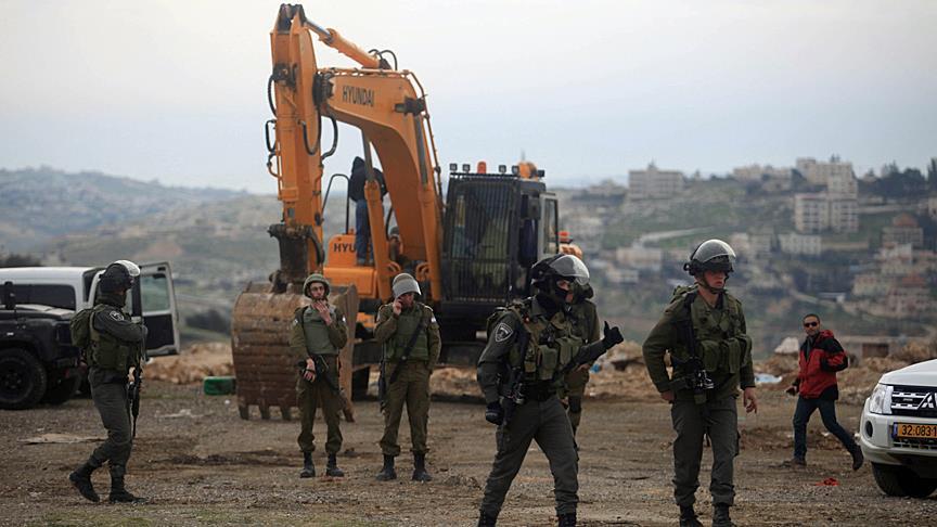 Palestinian groups challenge Israeli settlement law
