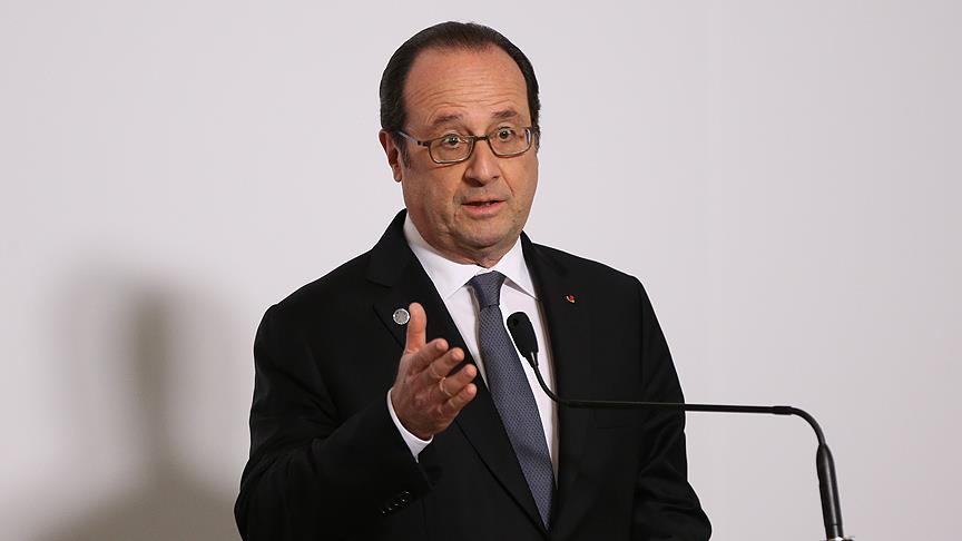 Fransa Cumhurbaşkanı Hollande: Ortaya çıkan vandalizm kabul edilemez