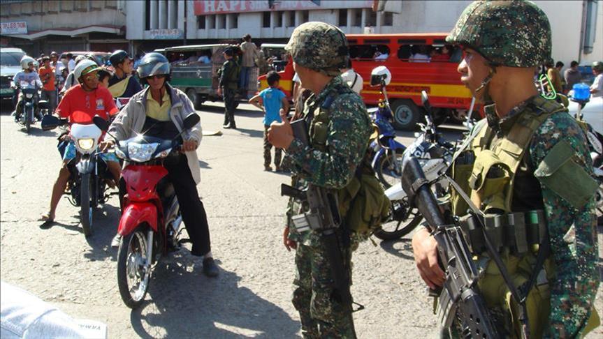 8 wounded in bus attack in Philippines