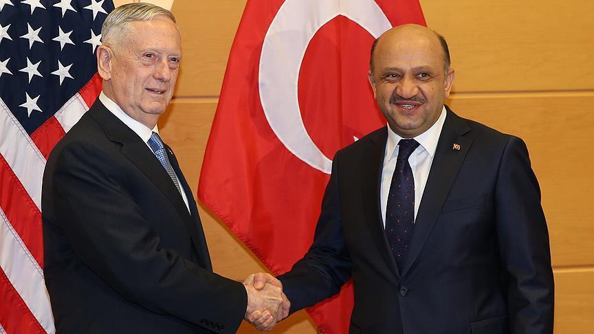 Turkey warns US defense secretary over PKK/PYD in Syria