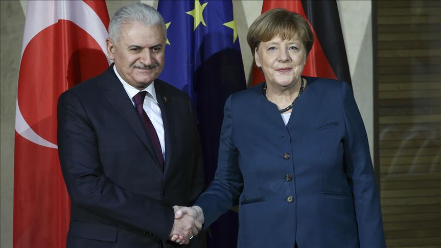 Минхен: Јилдирим се состана со Меркел