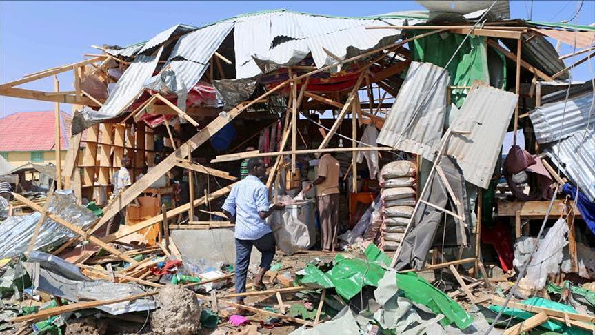 Сомалија: Бомбашки напад на пазар во Могадишу, 20 загинати