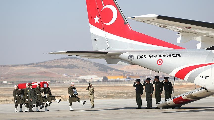 Fırat Kalkanı Harekatı'nda bir asker şehit oldu, iki asker yaralandı