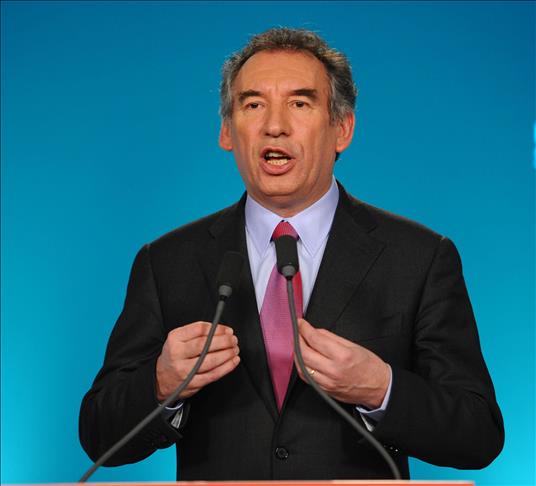 France/ Présidentielle - Bayrou Soutient Macron