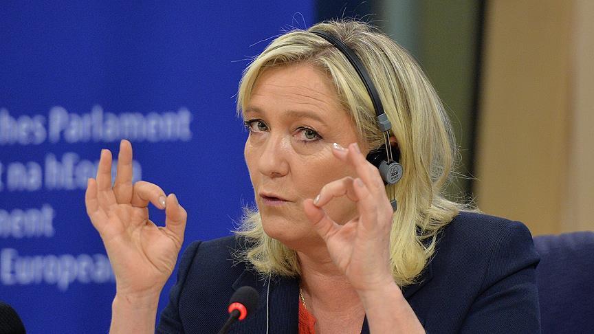 France: Les deux ex-assistants de Marine Le Pen en garde à vue