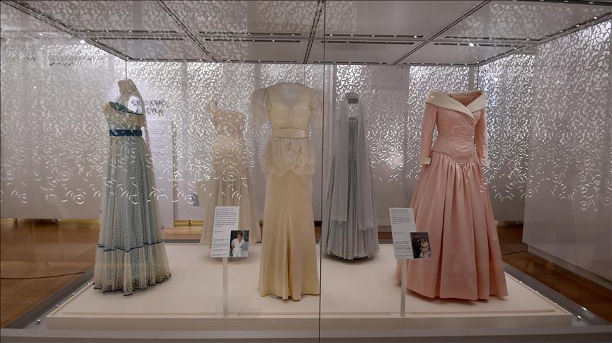 Во Лондон отворена изложбата „Дијана, нејзината модна приказна“