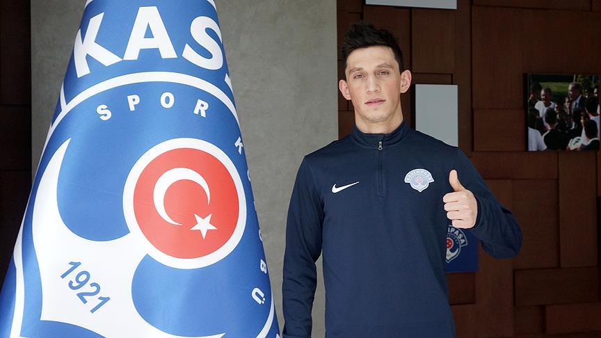 Kasımpaşa'nın Portekizli futbolcusu Castro: Türkiye, dünyanın en iyi liglerinden birisine sahip