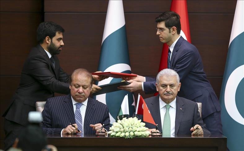 La Turquie et le Pakistan signent des accords dans plusieurs domaines