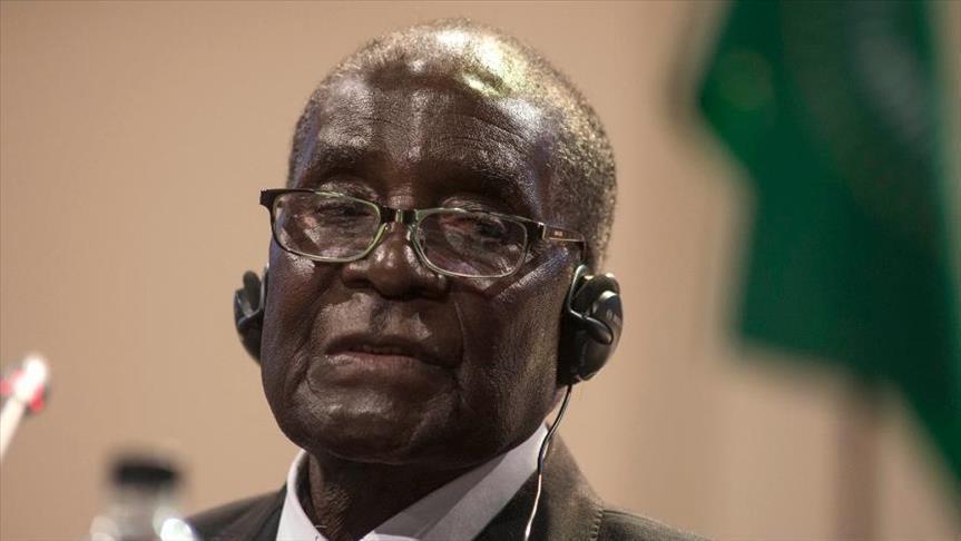 موغابي يطفئ شمعته الـ93 وما زال مدمنا على حكم زيمبابوي 