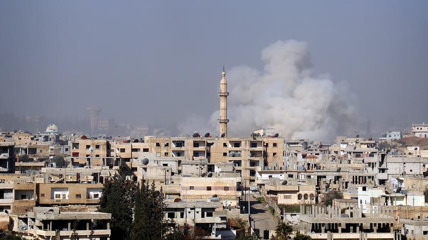 Режим Асада бомбит города на фоне переговоров в Женеве 